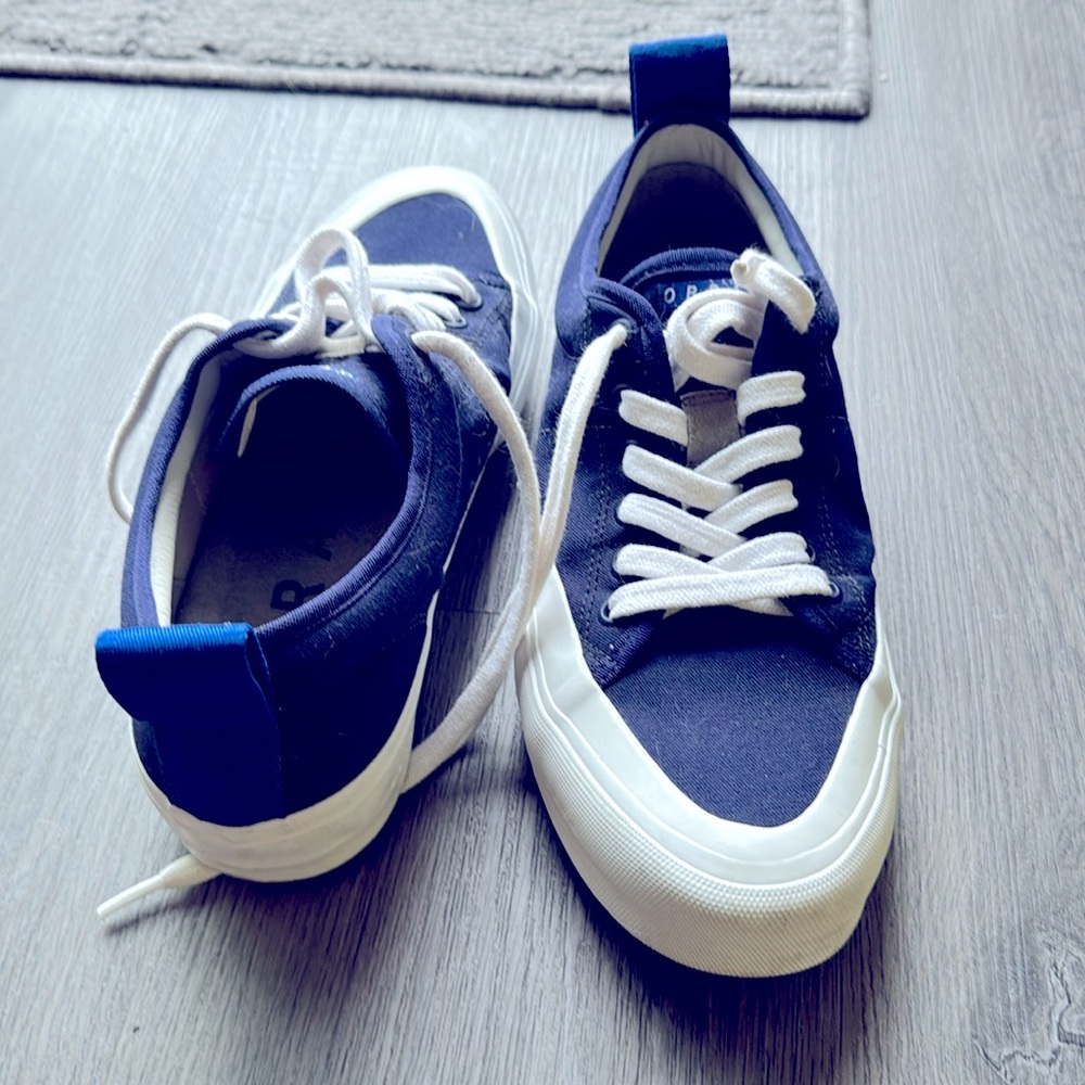 OBRA Blue white sneakers -Like new! 7.5m Retro vibe, super comfortable
